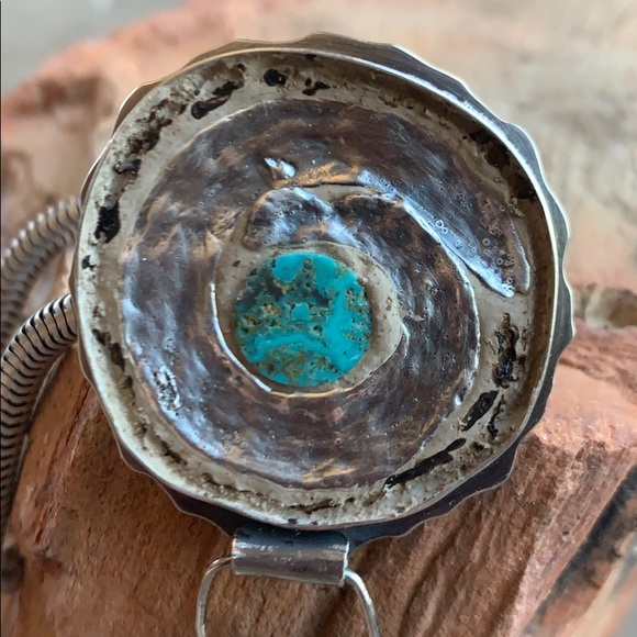 Jewelry: Pendant Necklace - Picture 3 of 5